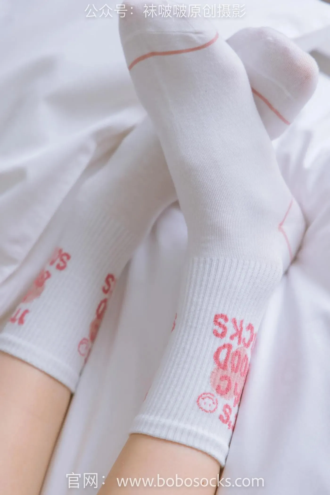 [BoBoSocks袜啵啵]NO.143 稚予-匡威板鞋、vans帆布鞋、两双白棉袜 [166P]插图5